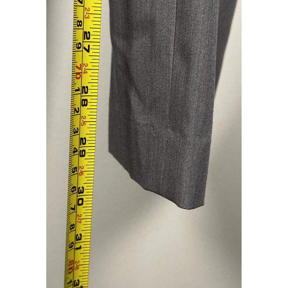 Madison Modern Fit Motion Stretch Men's Gray 30x30 Dress Pants EUC - Picture 5 of 11